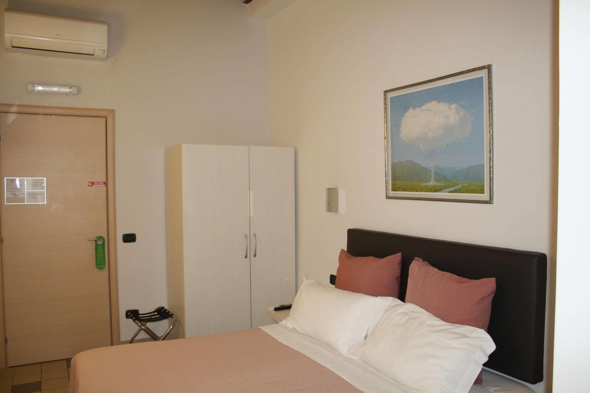 Rooms For You Roma Ngoại thất bức ảnh